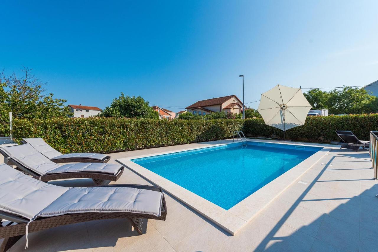 Villa Petra Zara Esterno foto