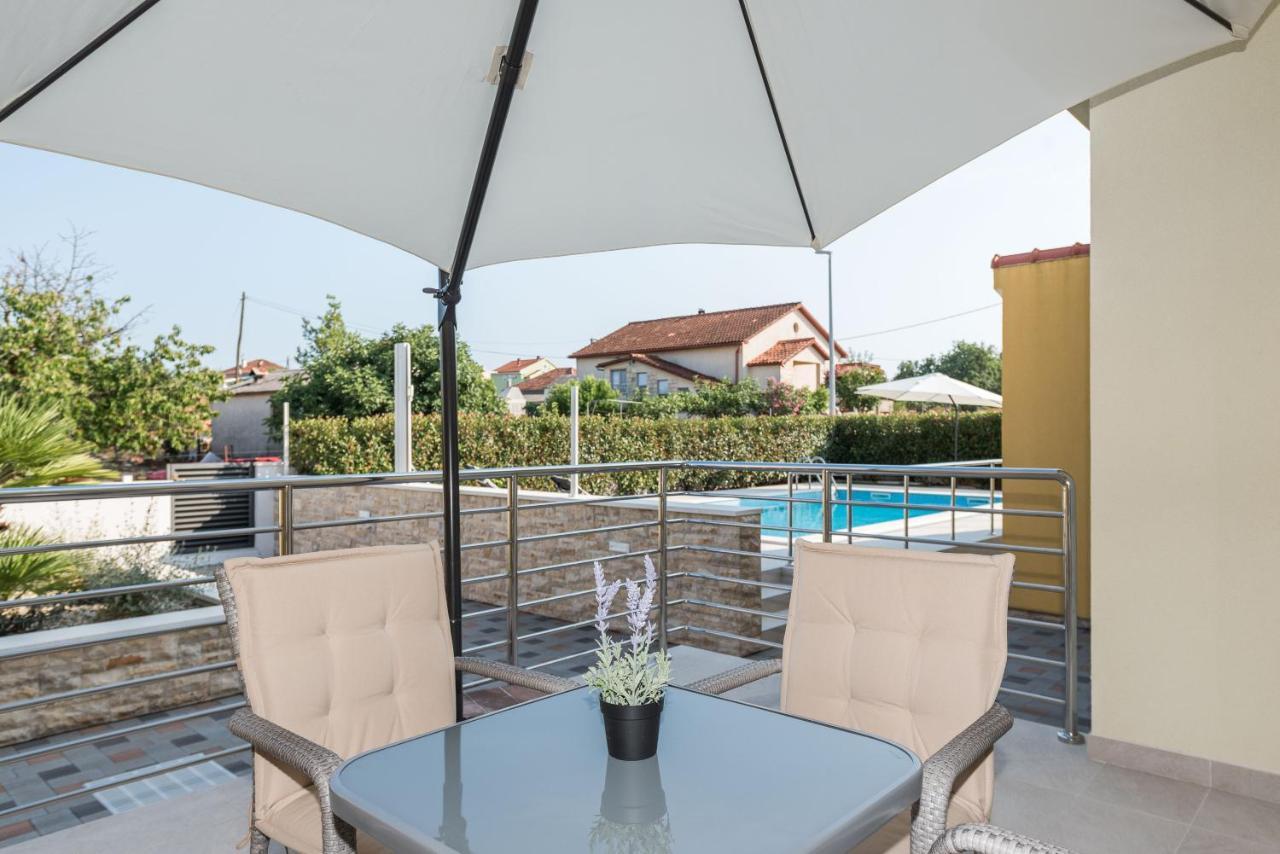 Villa Petra Zara Esterno foto